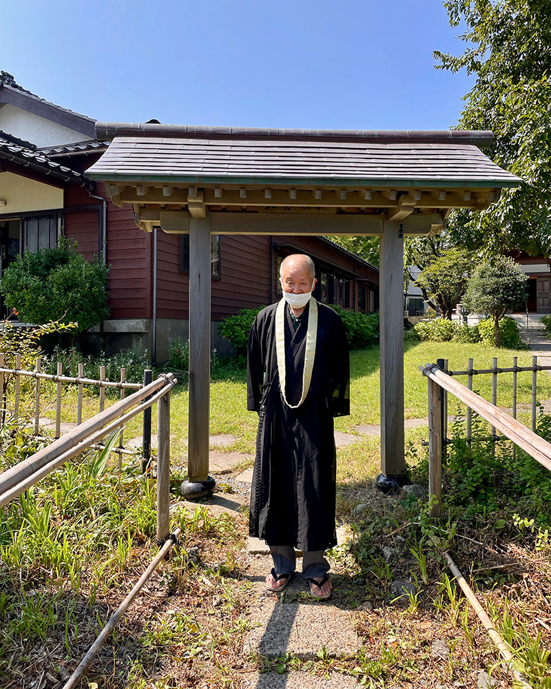 居多ヶ浜記念堂に案内された写真