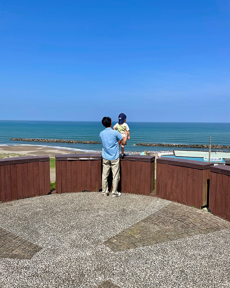 居多ヶ浜を見下ろす展望台の写真