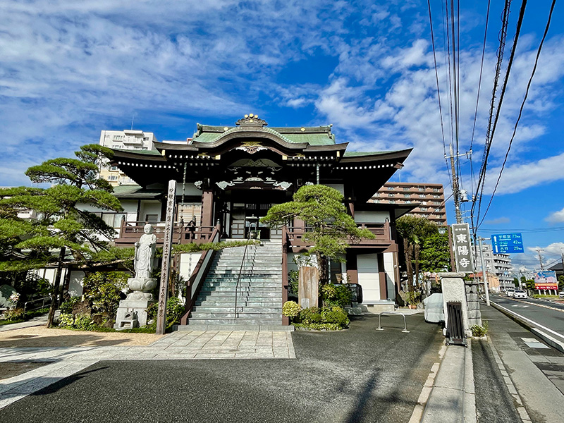 芭蕉たちが泊まったという説がある東陽寺の写真